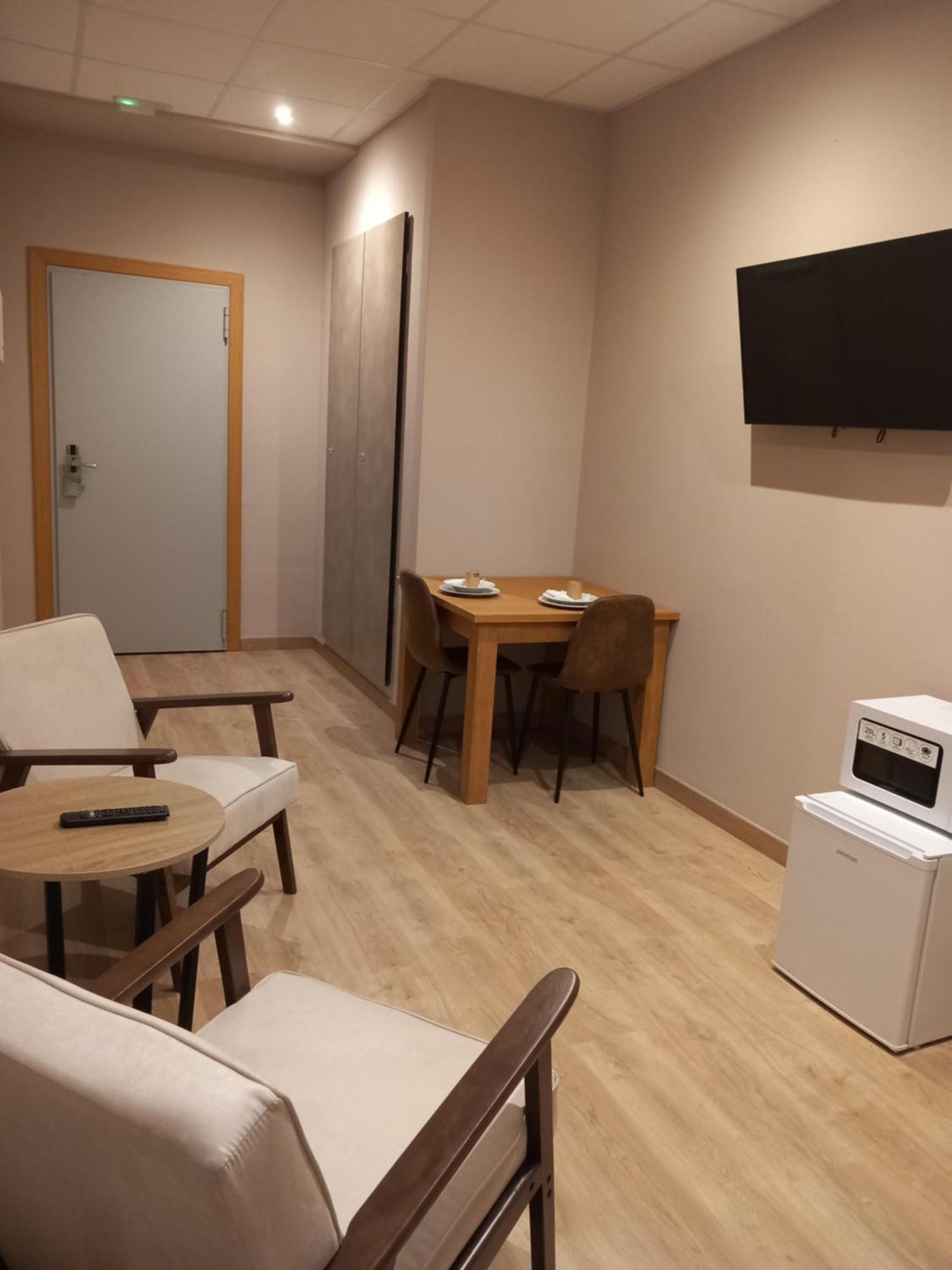 Aparthotel Montcada エクステリア 写真