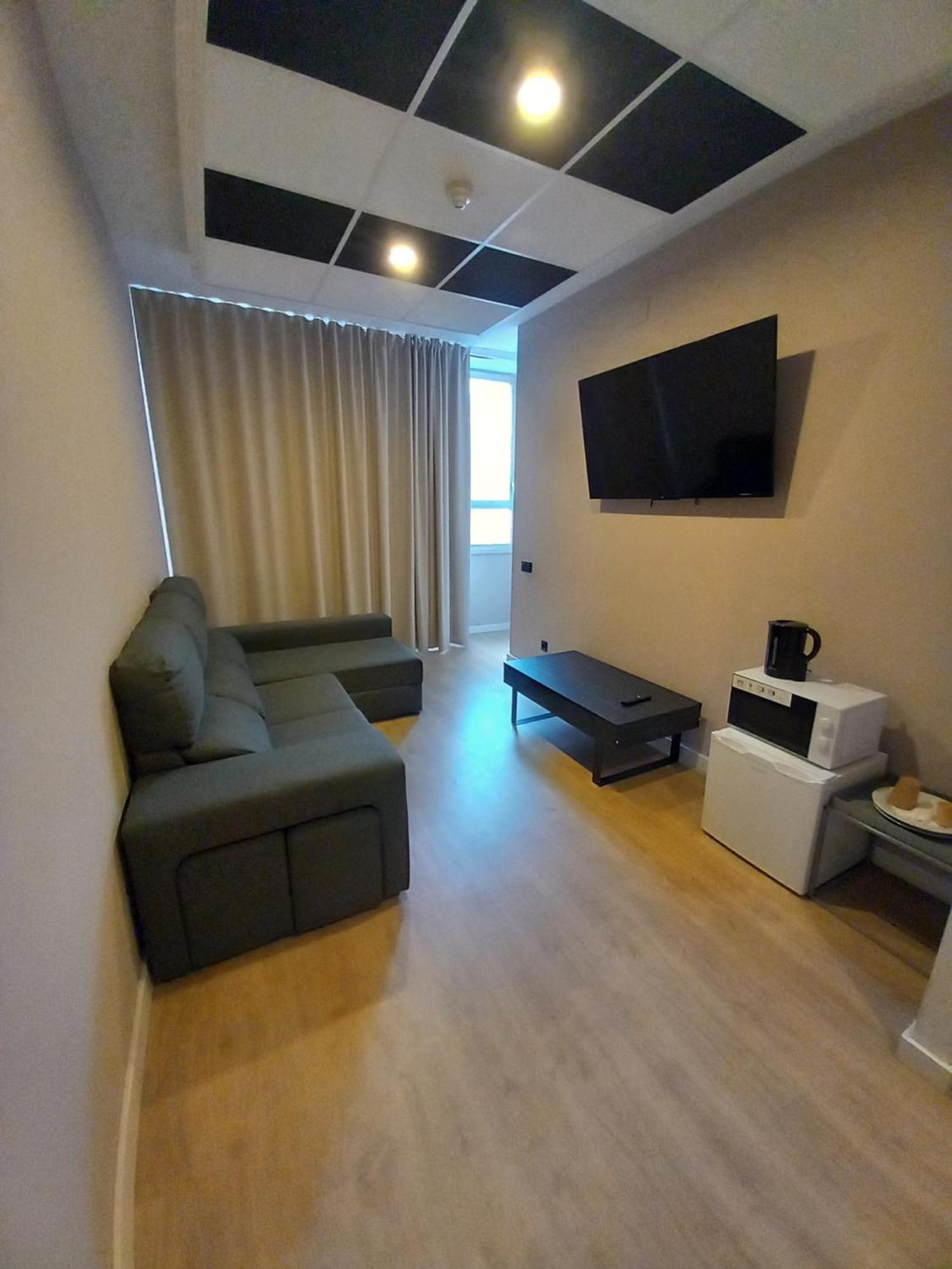 Aparthotel Montcada エクステリア 写真
